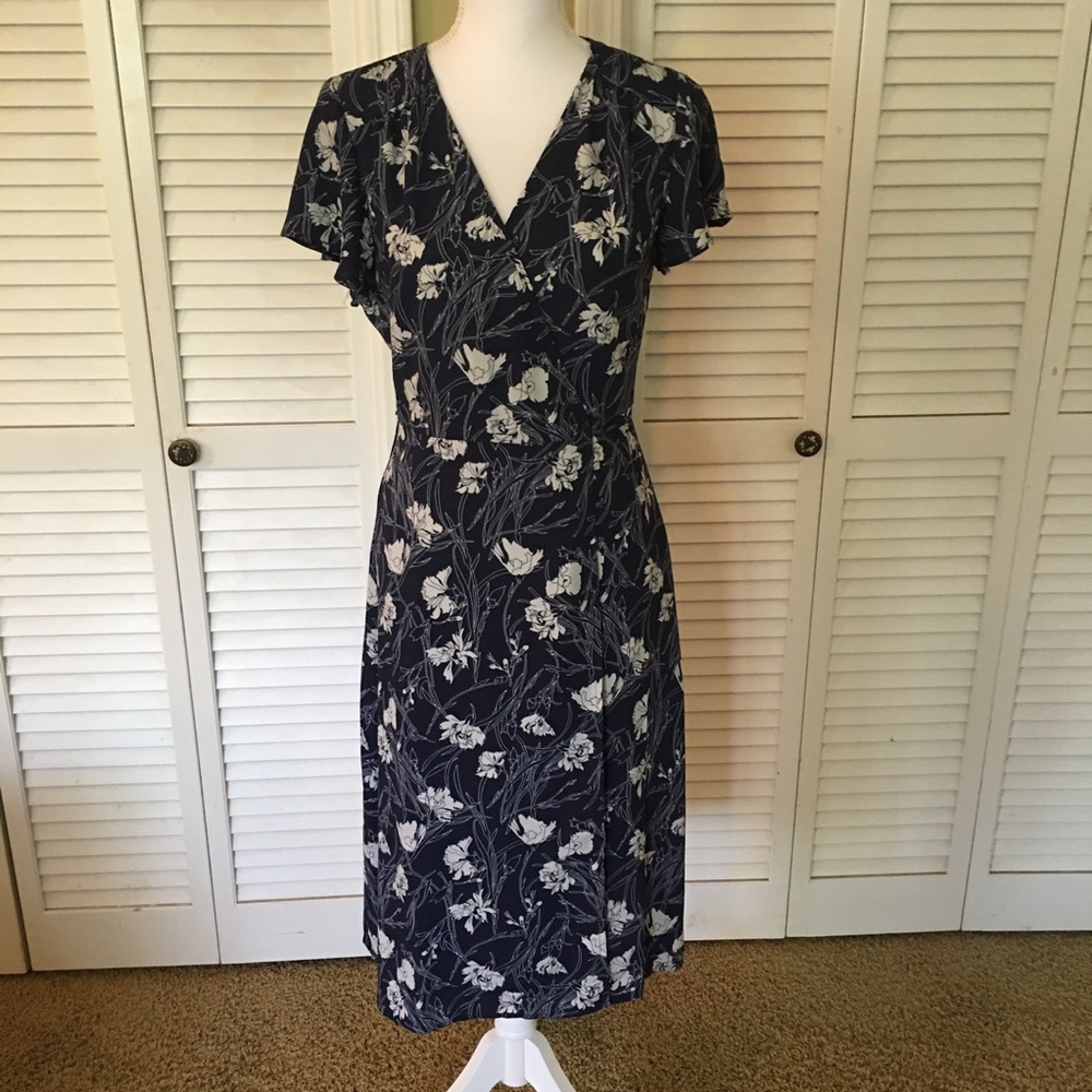 Leith Blue Floral Print Classy Wrap Dress Size S